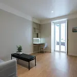 Gorgeous Refurbished Apartments Graca